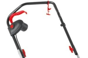 Aerator wertykulator AL-KO posiada regulację rękojeści Aerator wertykulator AL-KO posiada regulację rękojeści