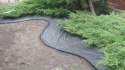 Agrowłóknina ściółkarska brązowa na chwasty skutecznie utrzyma wilgoć w glebie
