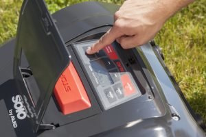 Kosiarka robot koszący AL-KO ROBOLINHO to łatwa instalacja i obsługa Kosiarka robot koszący AL-KO ROBOLINHO to łatwa instalacja i obsługa